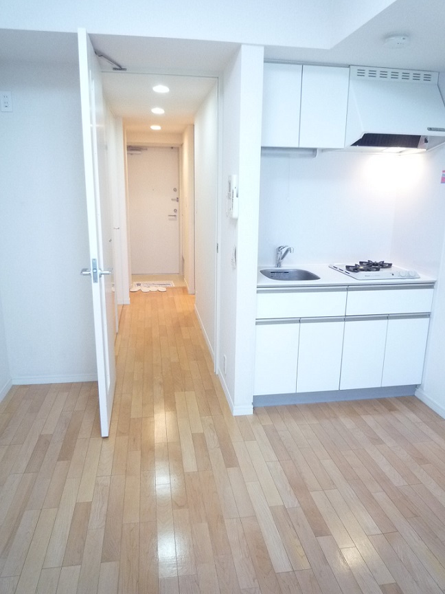 居室・リビング　別号室参考写真