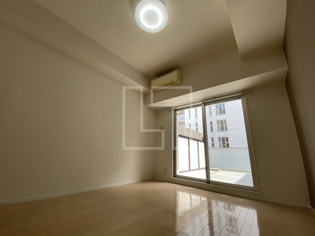 居室・リビング　北堀江GGR（北堀江ジージーアール）　洋室