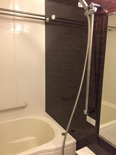 バス・シャワールーム　※写真は同タイプ住戸です。