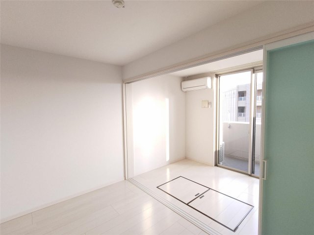 その他部屋・スペース　風通しも良い寝室です☆