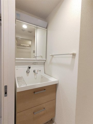 洗面設備　広い洗面スペースです★