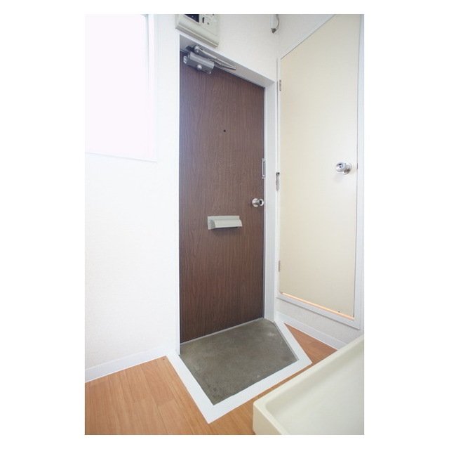 玄関　お掃除のしやすいタイプ