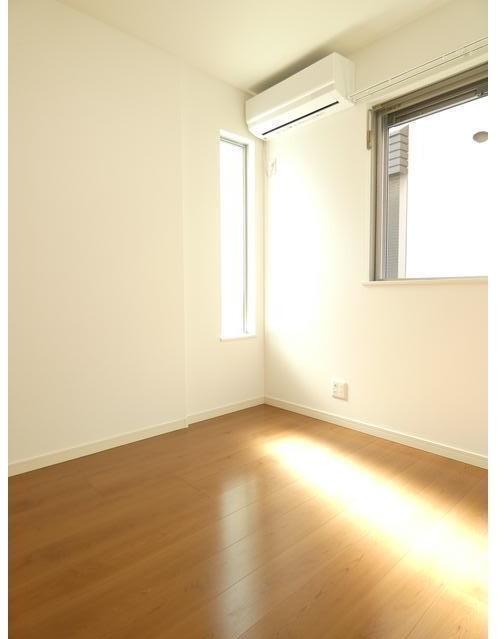 居室・リビング　落ち着いた綺麗なお部屋です♪