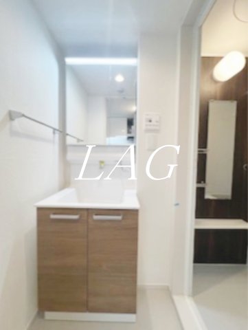 洗面設備　独立洗面台です。