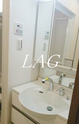 洗面設備　洗面台です。