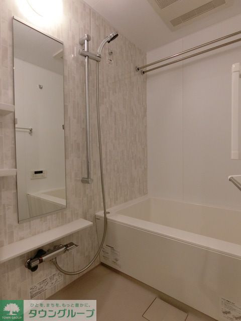 バス・シャワールーム　B’タイプ2023年11月撮影 同タイプ302号室の写真です