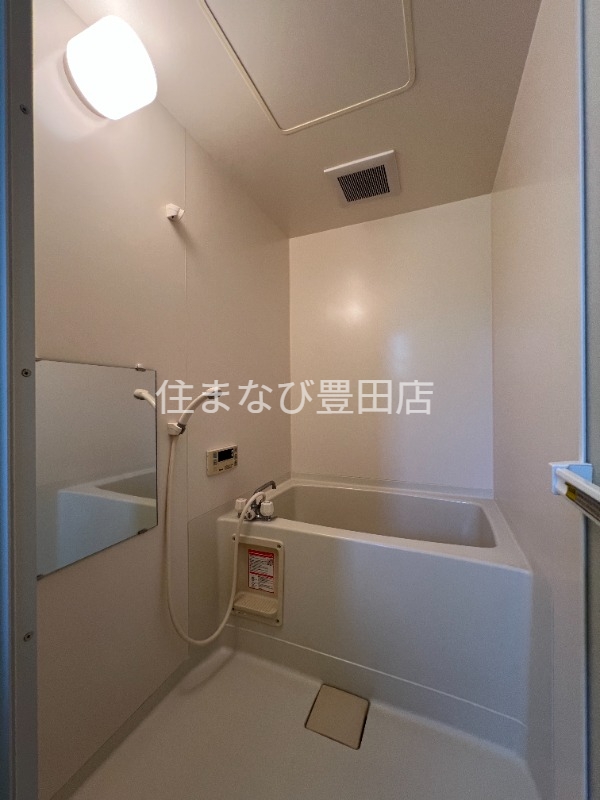 バス・シャワールーム　同型別部屋写真