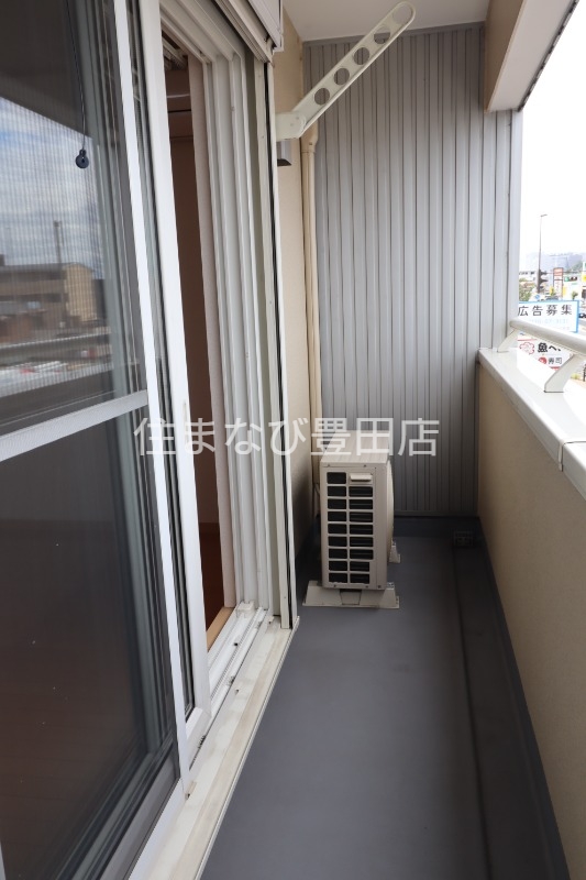 バルコニー　同型別部屋写真