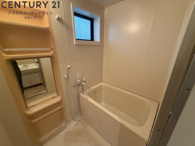 バス・シャワールーム　バストイレ別でおすすめです！