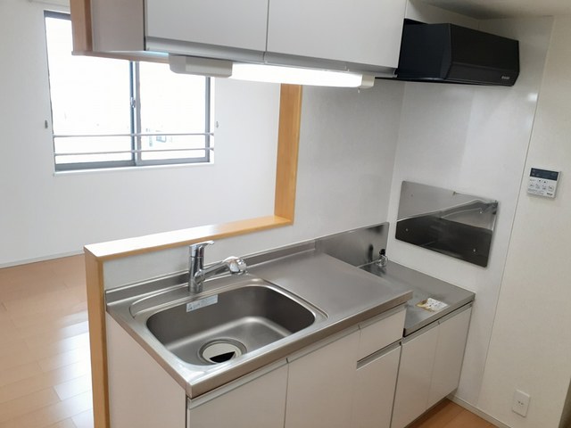 キッチン　同建物別号室