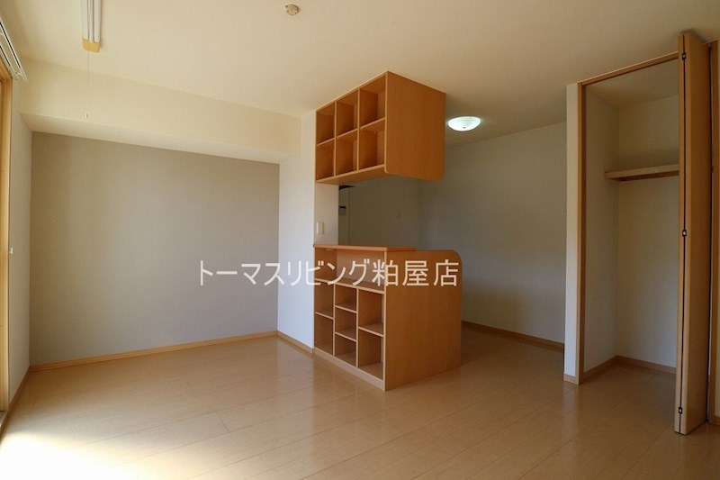 居室・リビング　別室参考写真。