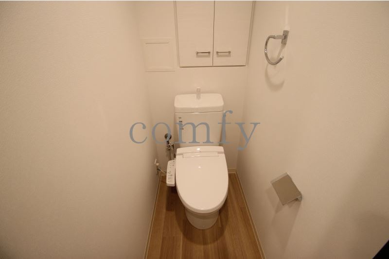 トイレ　ウォシュレット付きトイレ