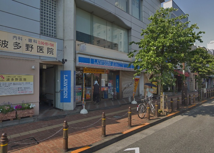 コンビニ　ローソン福生駅前通店（コンビニ）まで150m