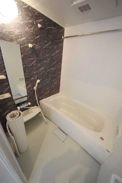 バス・シャワールーム　★お問い合わせはタウンハウジングまで★