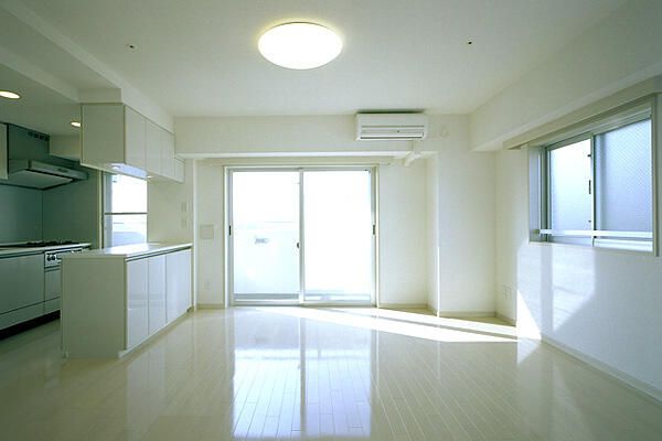 居室・リビング　参考写真です