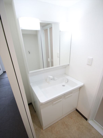 洗面設備　独立洗面化粧台