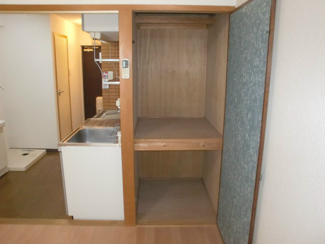 収納　同型タイプ