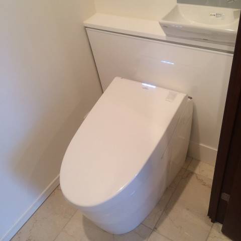 トイレ　トイレ