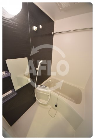 バス・シャワールーム　LIVIAZ三明町　浴室