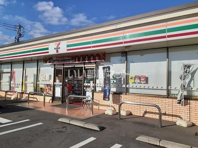 コンビニ　セブンイレブン宇都宮岩曽東店（コンビニ）まで631m