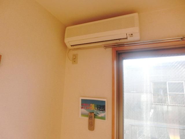 その他設備　エアコン１基完備