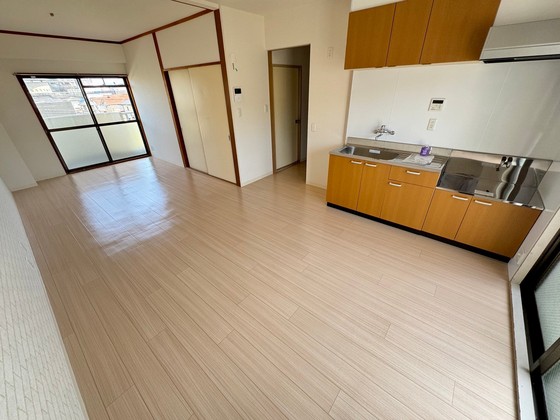 居室・リビング　※別号室のお写真です