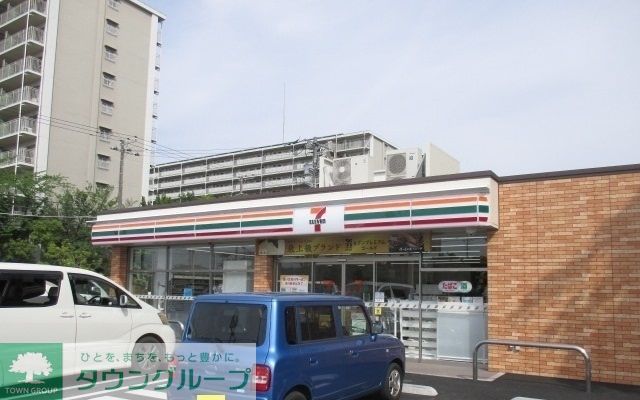 コンビニ　セブンイレブン市川南大野2丁目店（コンビニ）まで880m