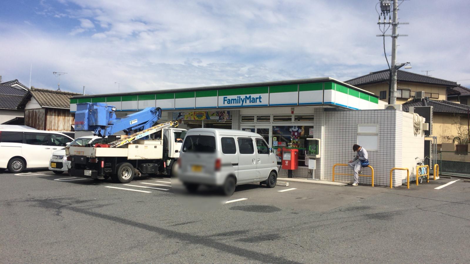 コンビニ　ファミリーマートいわき平神谷店（コンビニ）まで129m