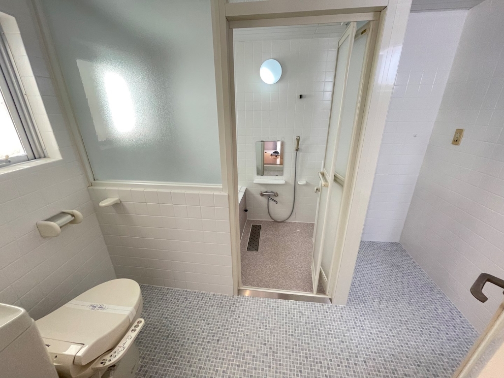 トイレ　2023.06撮影