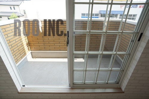 バルコニー　写真は反転のお部屋です