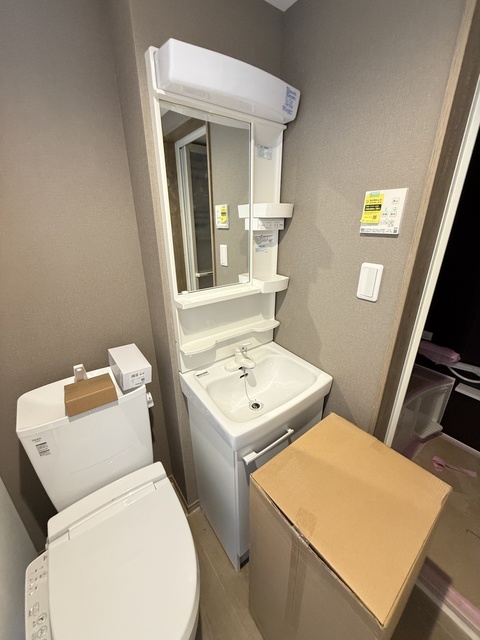 洗面設備　施工中参考