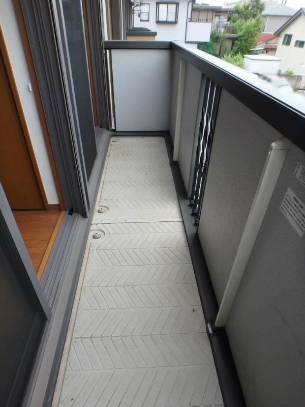 バルコニー　図面と現状に相違がある場合には現状を優先