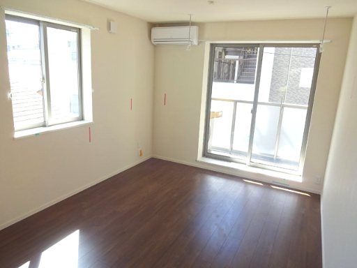 居室・リビング　★2面採光★明るいお部屋★