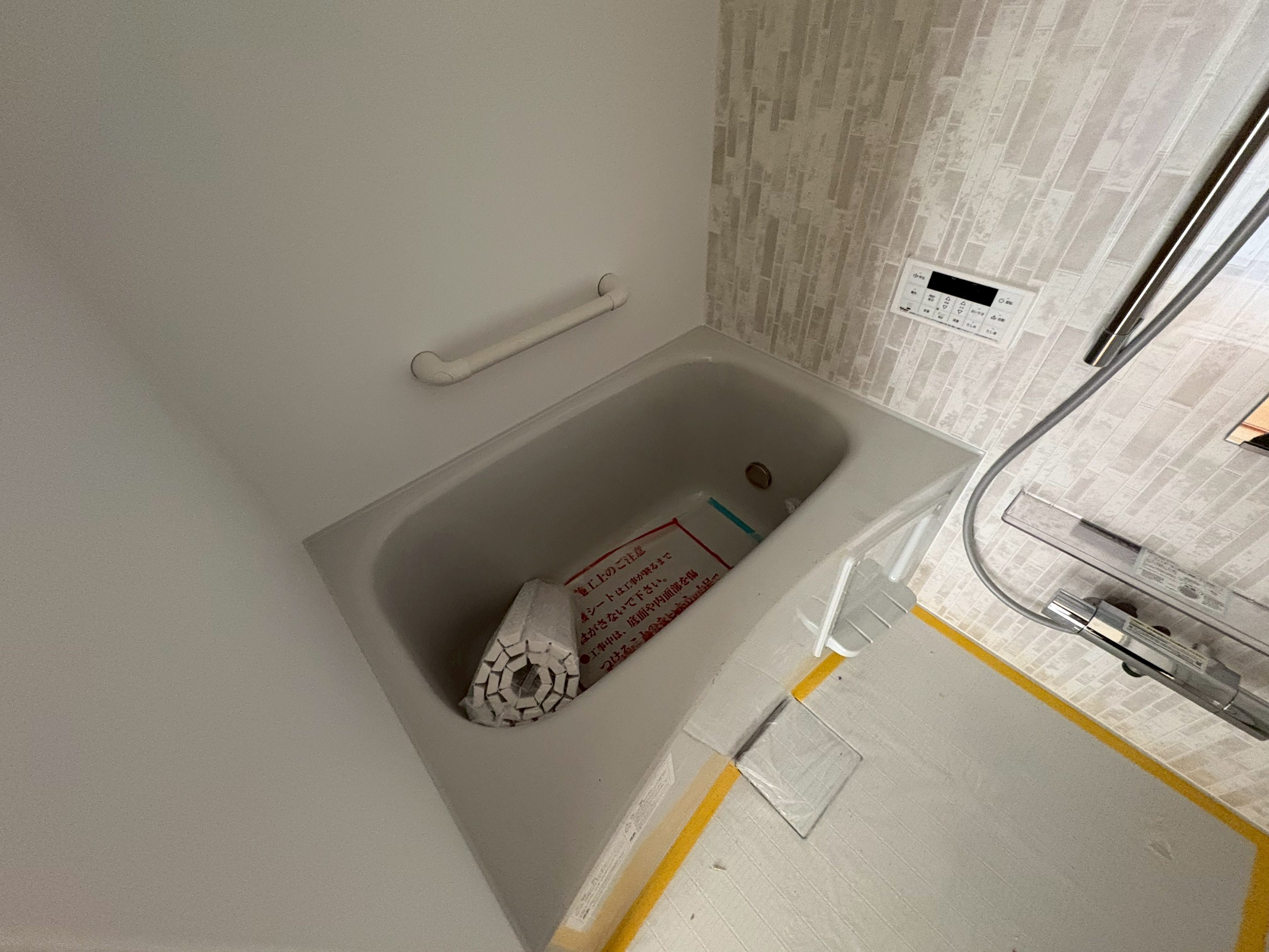 バス・シャワールーム　※建築中。