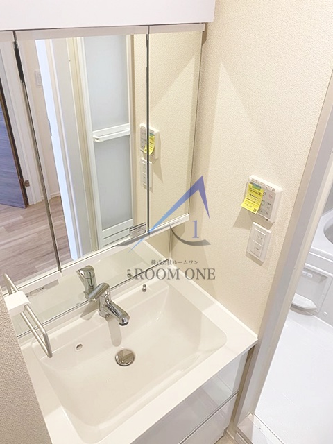 洗面設備　洗面台です。