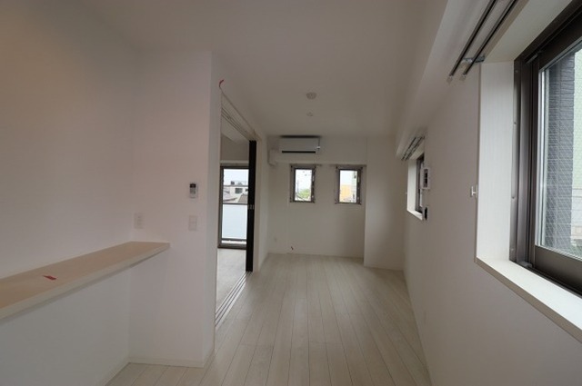 居室・リビング　リビングルーム