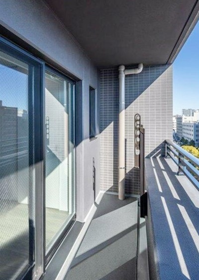 バルコニー　暖かな日差しのふりそそぐバルコニー♪