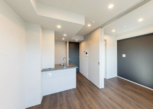 居室・リビング　使いやすい形の為、レイアウトを楽しめます♪