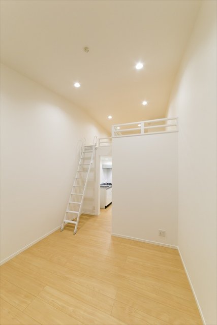 居室・リビング　※別号室参考写真