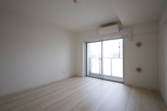 居室・リビング　※別部屋の写真です