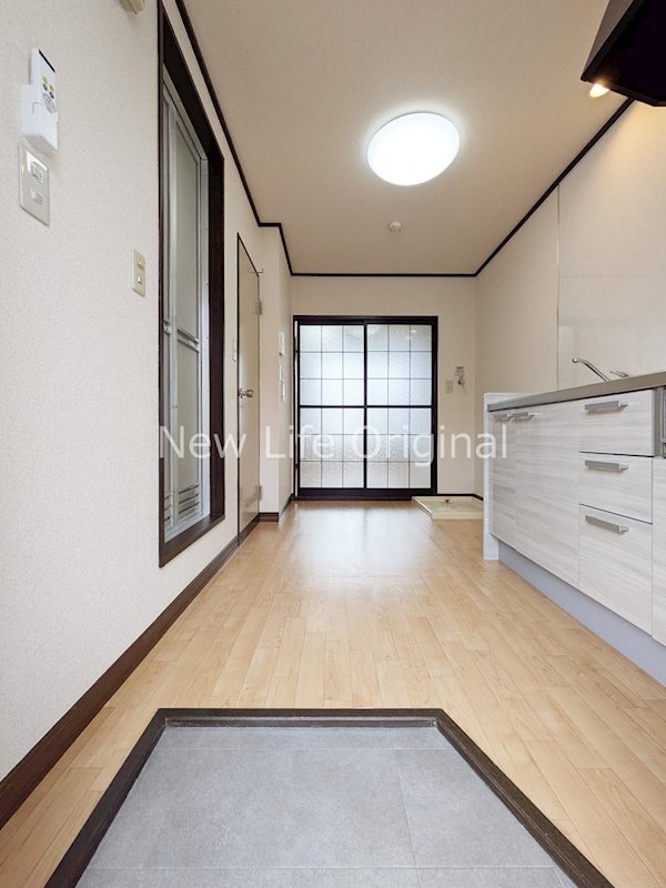 玄関　すっきりシンプルな玄関スペースです☆