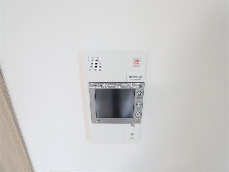 セキュリティ　TVモニター付インターホン