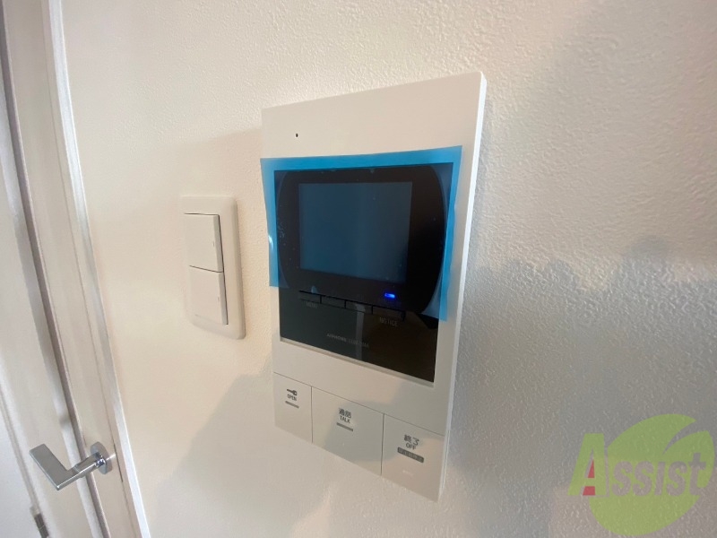 セキュリティ　ＴＶモニター付インターホンです。来客者の顔が見えるので安心！