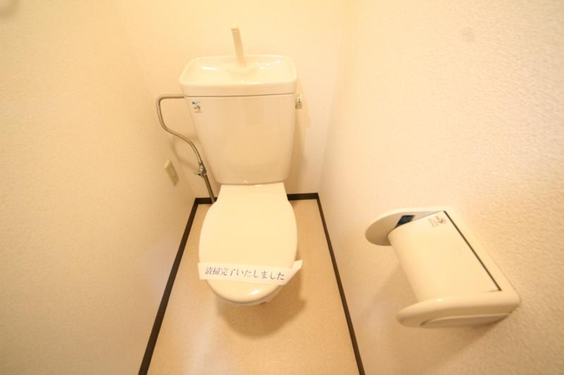 トイレ　ゆったりとした空間のトイレです