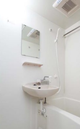 洗面設備　同タイプのお写真です