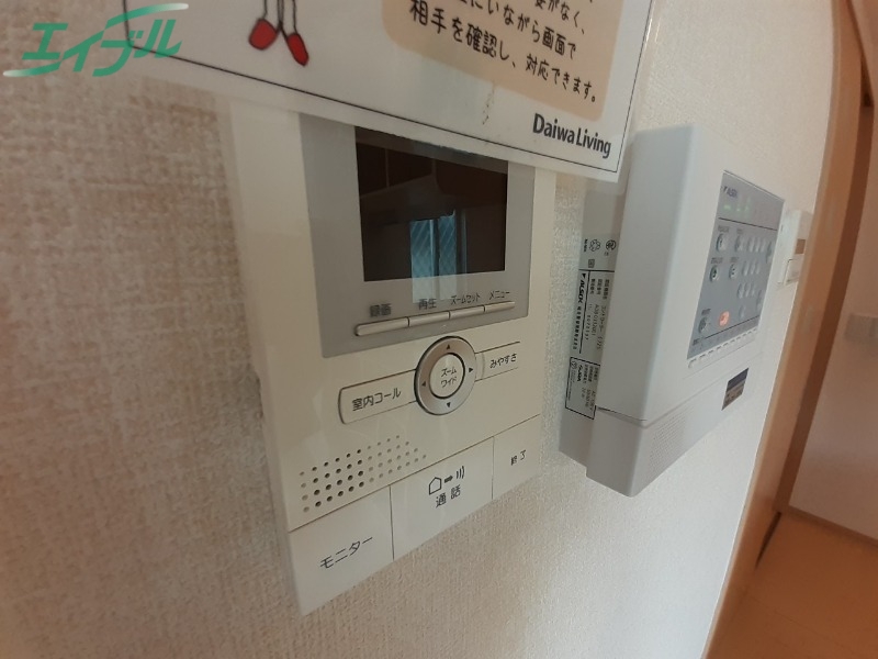 セキュリティ　同物件別部屋写真