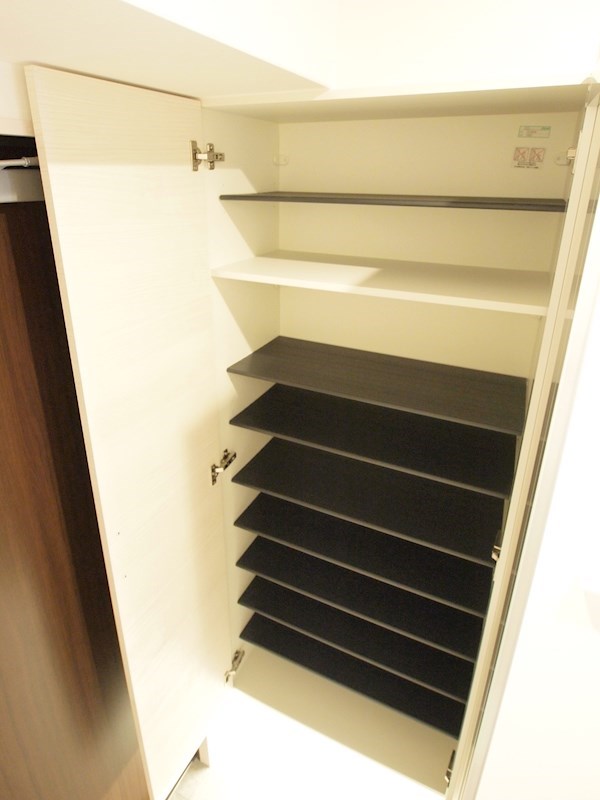 玄関　姿見付き・トールタイプ