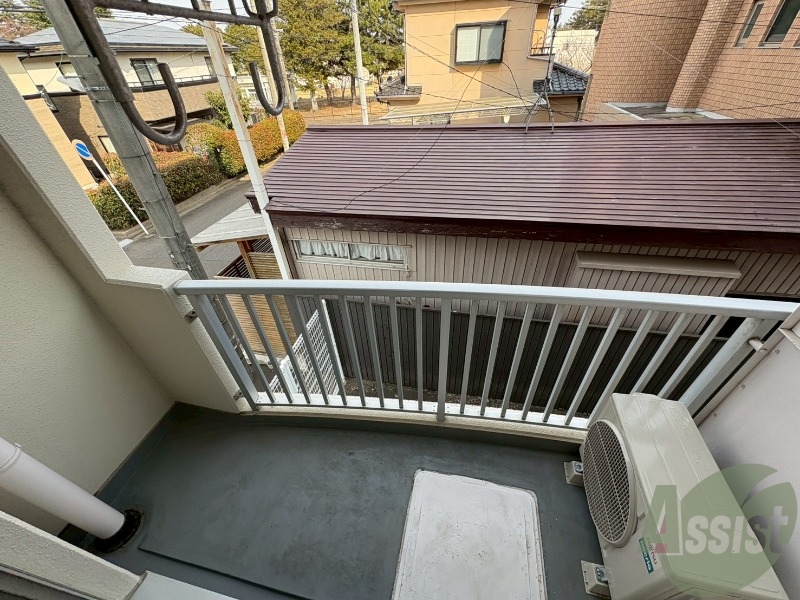 バルコニー　バルコニーです。外干しも可能でございます。