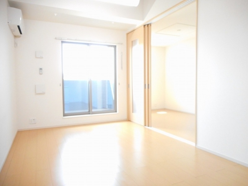 居室・リビング　図面と現状に相違がある場合には現状を優先