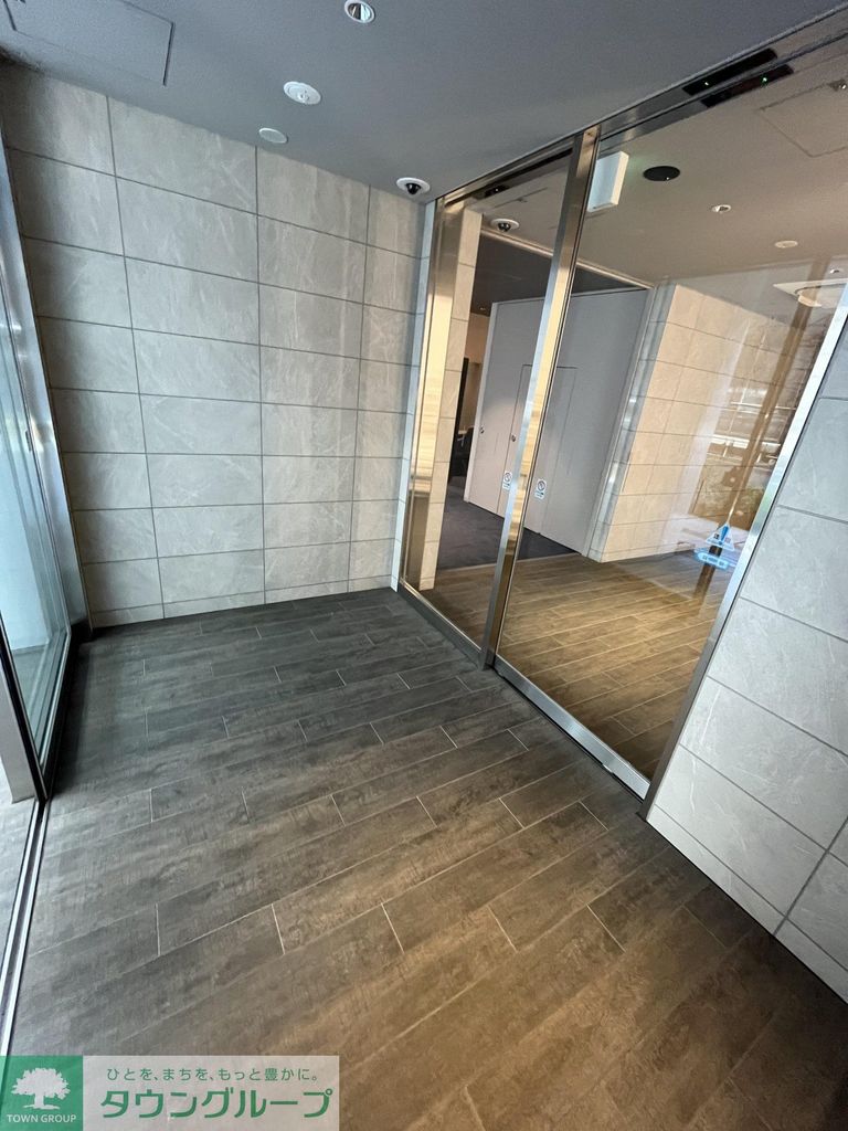 エントランス　バルコニー